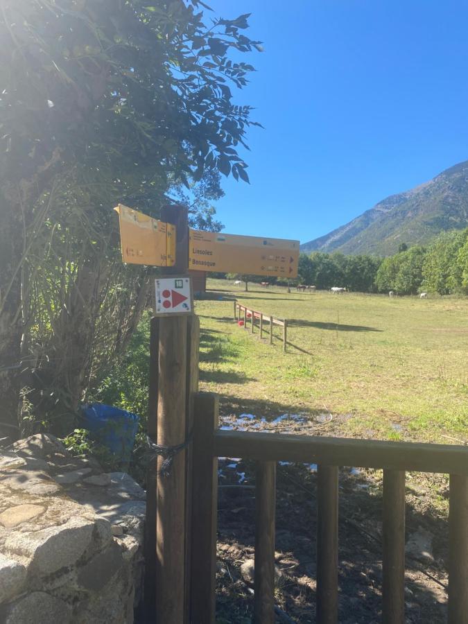Check-In Casas Cumbre De Benasque Apartman Eriste Kültér fotó