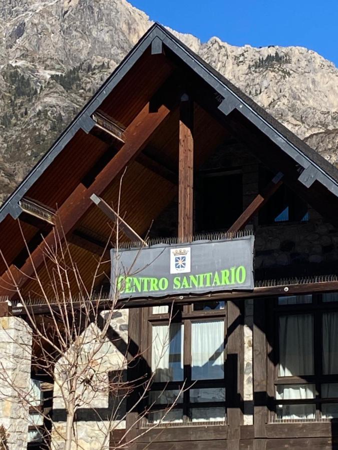 Check-In Casas Cumbre De Benasque Apartman Eriste Kültér fotó