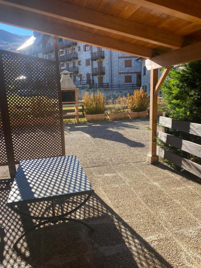 Check-In Casas Cumbre De Benasque Apartman Eriste Kültér fotó