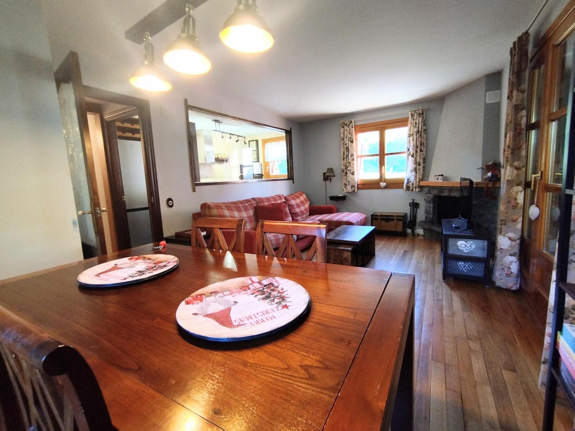Check-In Casas Cumbre De Benasque Apartman Eriste Kültér fotó